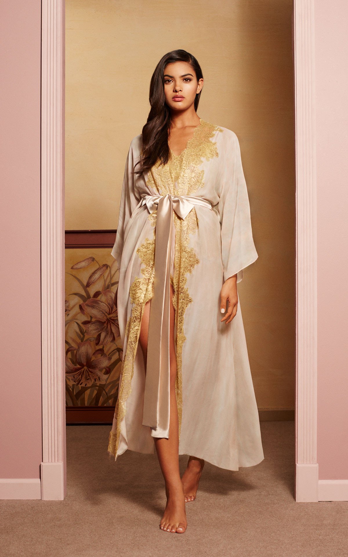 L’Amante Perfetta Ivory Long Kimono