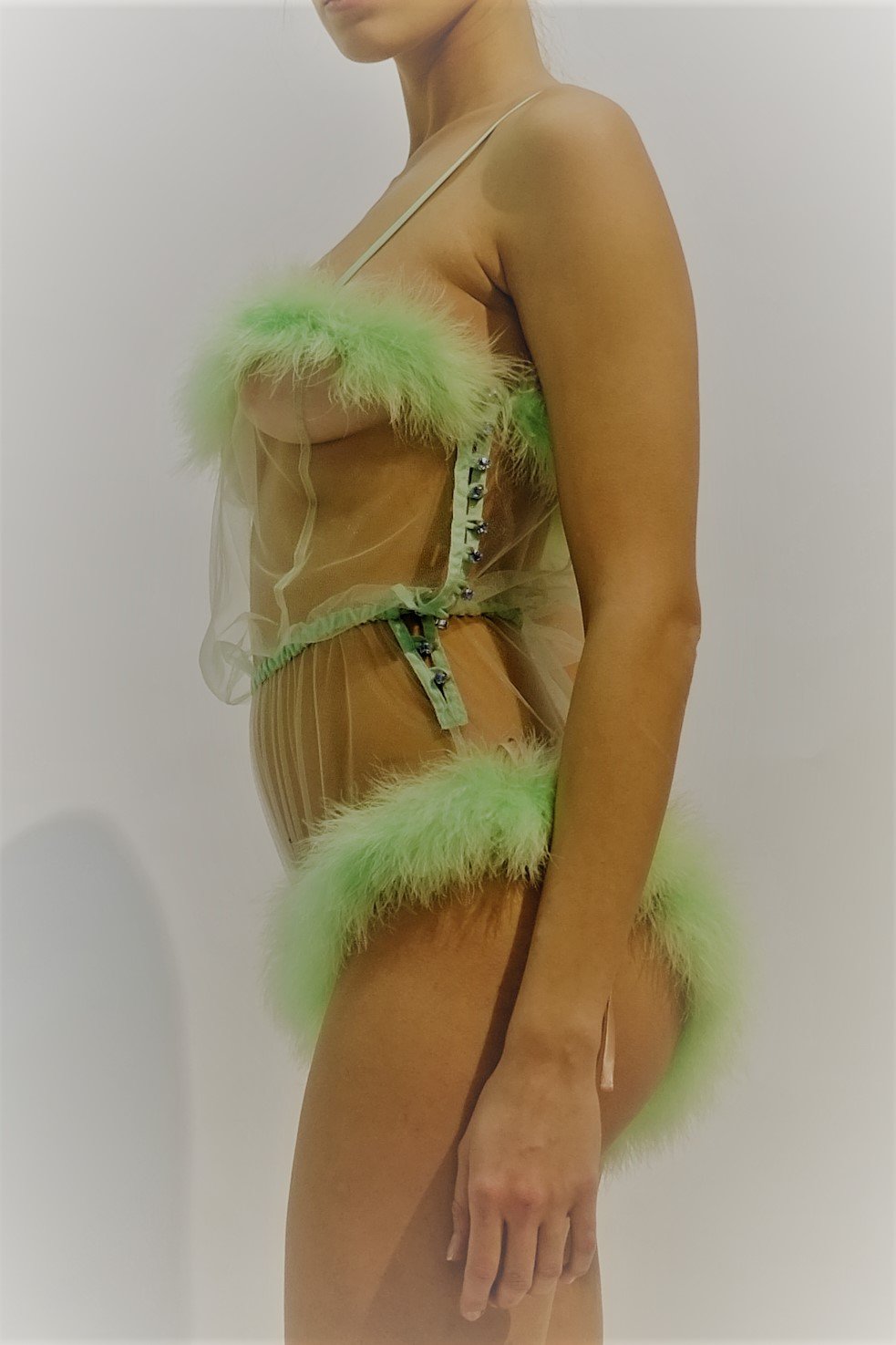 Enchante’ Feathers Body