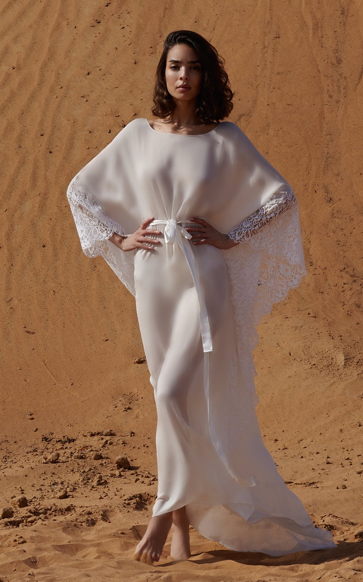 ROSAMOSARIO_A-princess-called-Meera_Fattima-the-young-bride_Chiffon-_-lace-kaftan_White_2