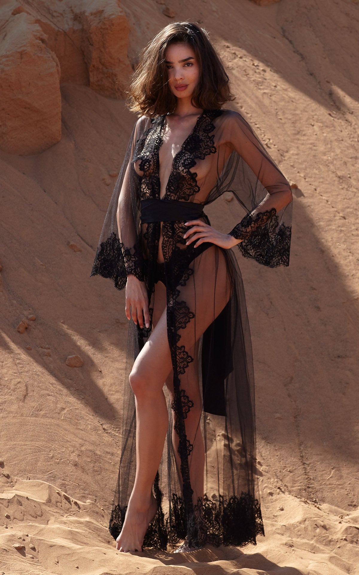 ROSAMOSARIO_A-princess-called-Meera_La-moglie-di-zorro_Tulle_lace-robe_Black_5