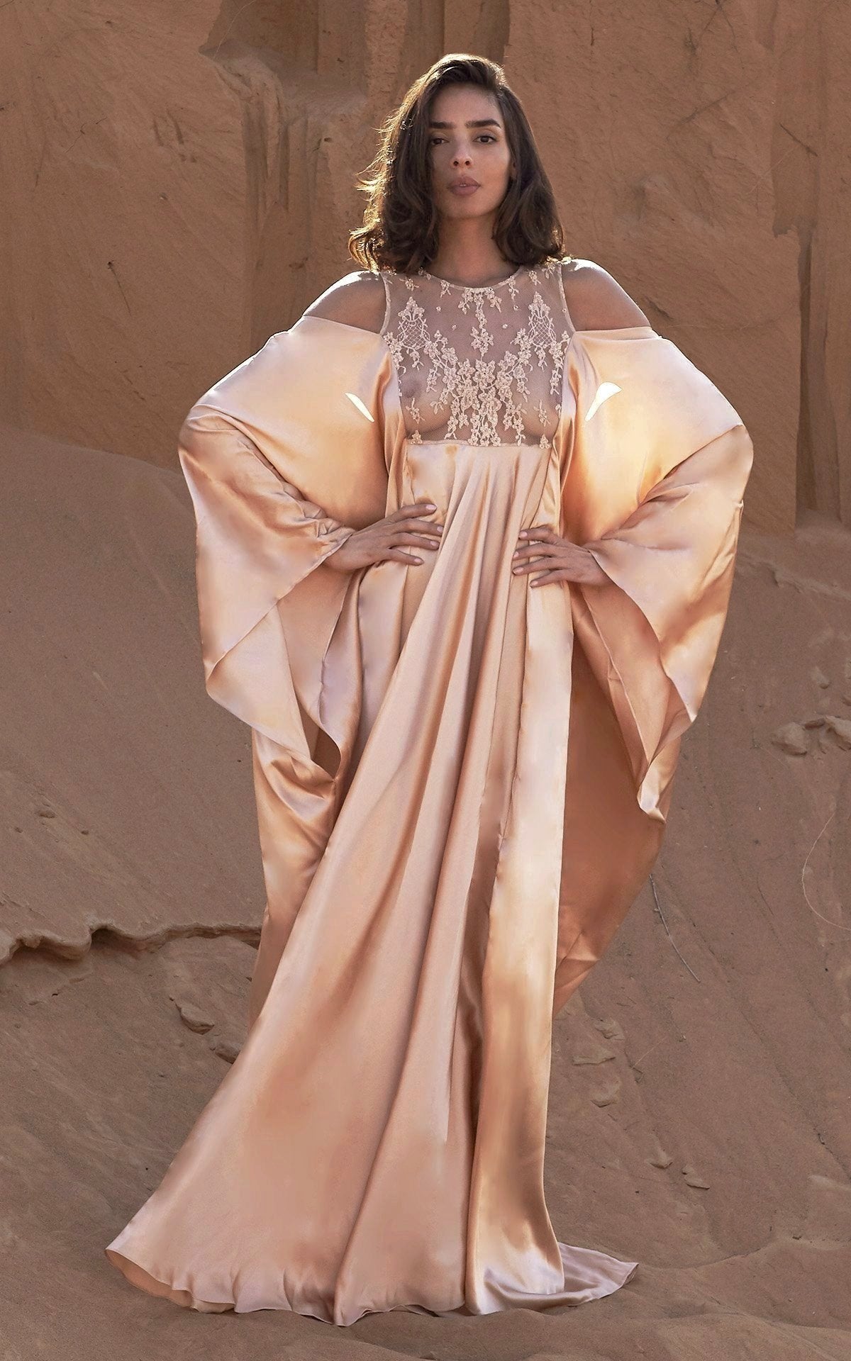 ROSAMOSARIO_A-princess-called-Meera_Nudita-Ricca_Kaftan_Nude_02