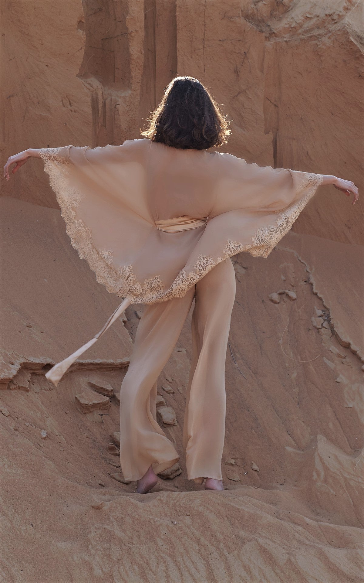 nude