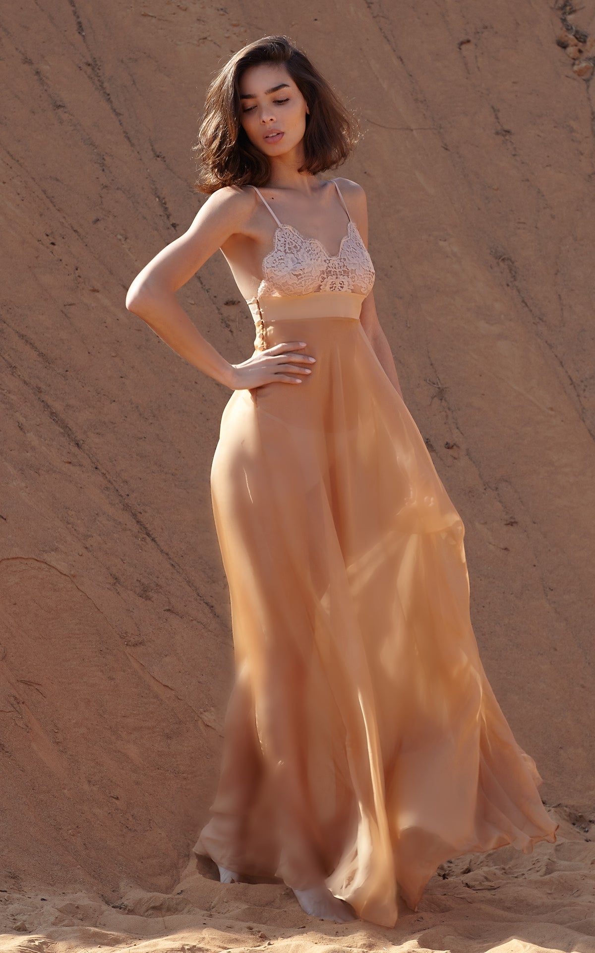ROSAMOSARIO_A-princess-called-Meera_Nudita-ricca_Chiffon_lace-long-dress_Nude_1_RETOUCHD