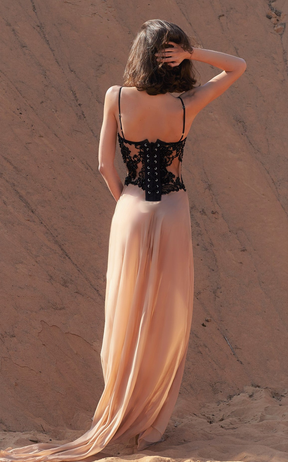 nude
